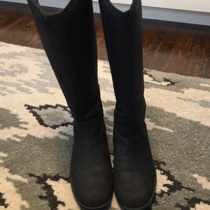 Ugg 8.5 Black Boot